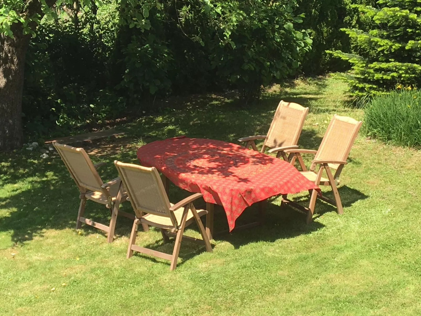 Appartement mit Balkon-Outside