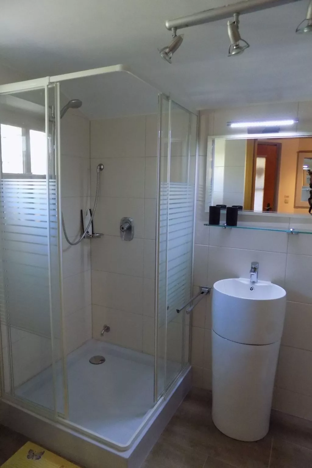 Appartement in Raßreuth mit gemeinsamem Pool-Drinnen