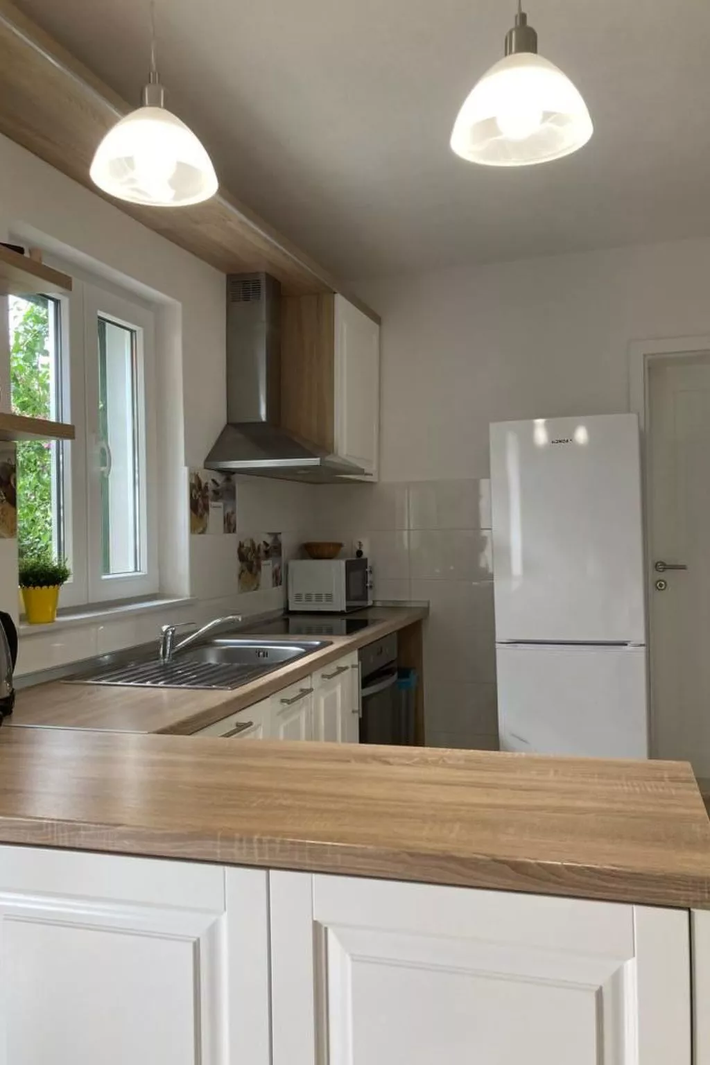 Villa Dražica mit beheiztem Pool - ruhige Lage-Drinnen