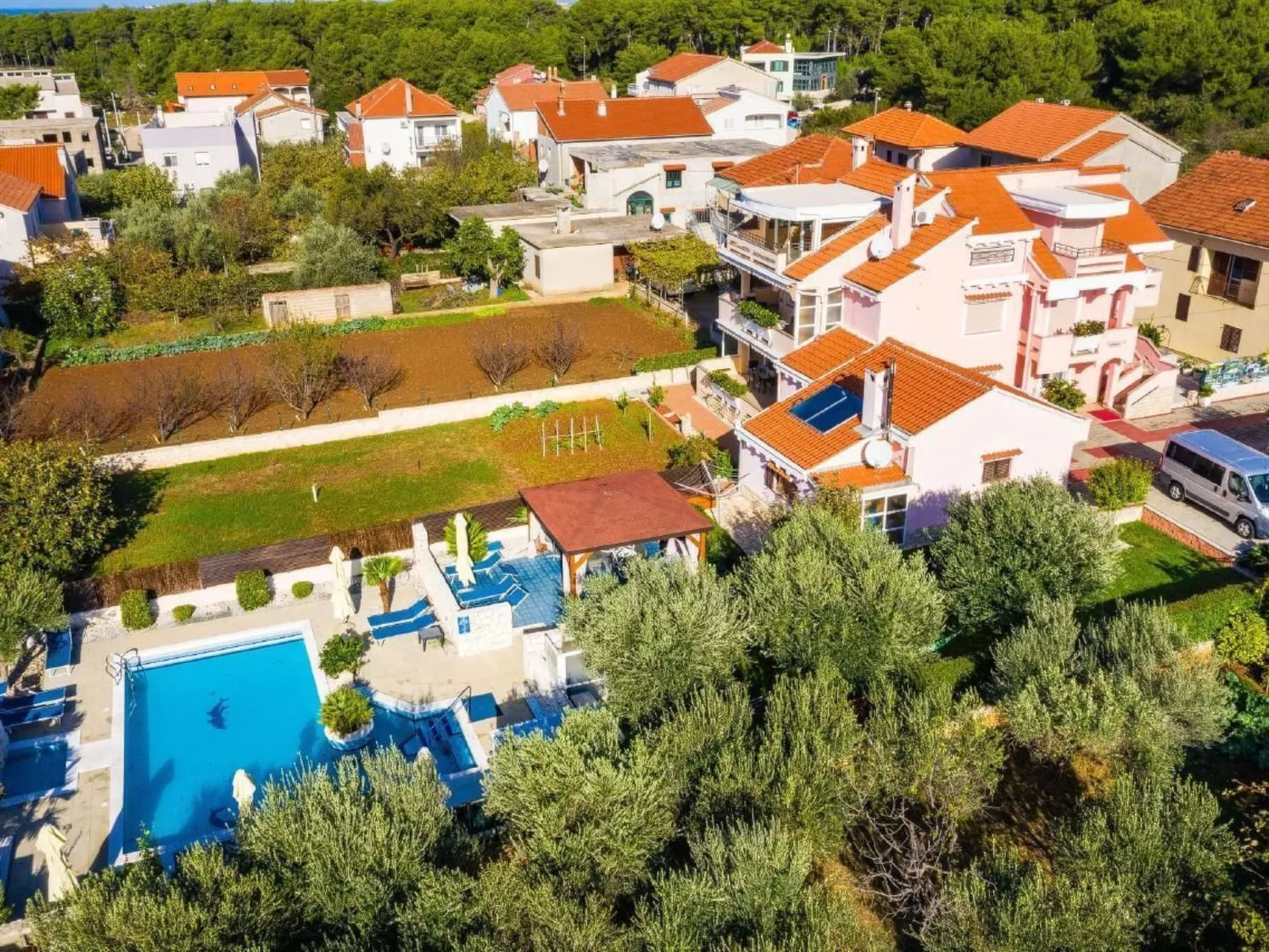 Villa Dalmatina mit Pool  für 4+1 Personen-Dehors