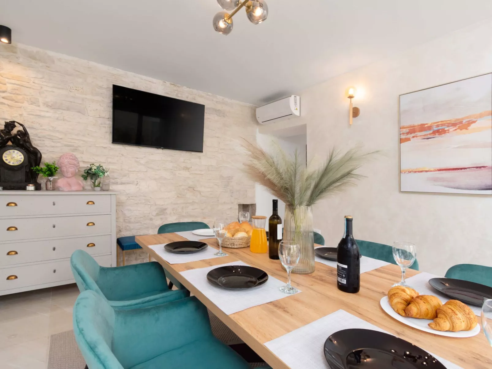 Designer Villa Simone - Modern und Heritage Style-Inside