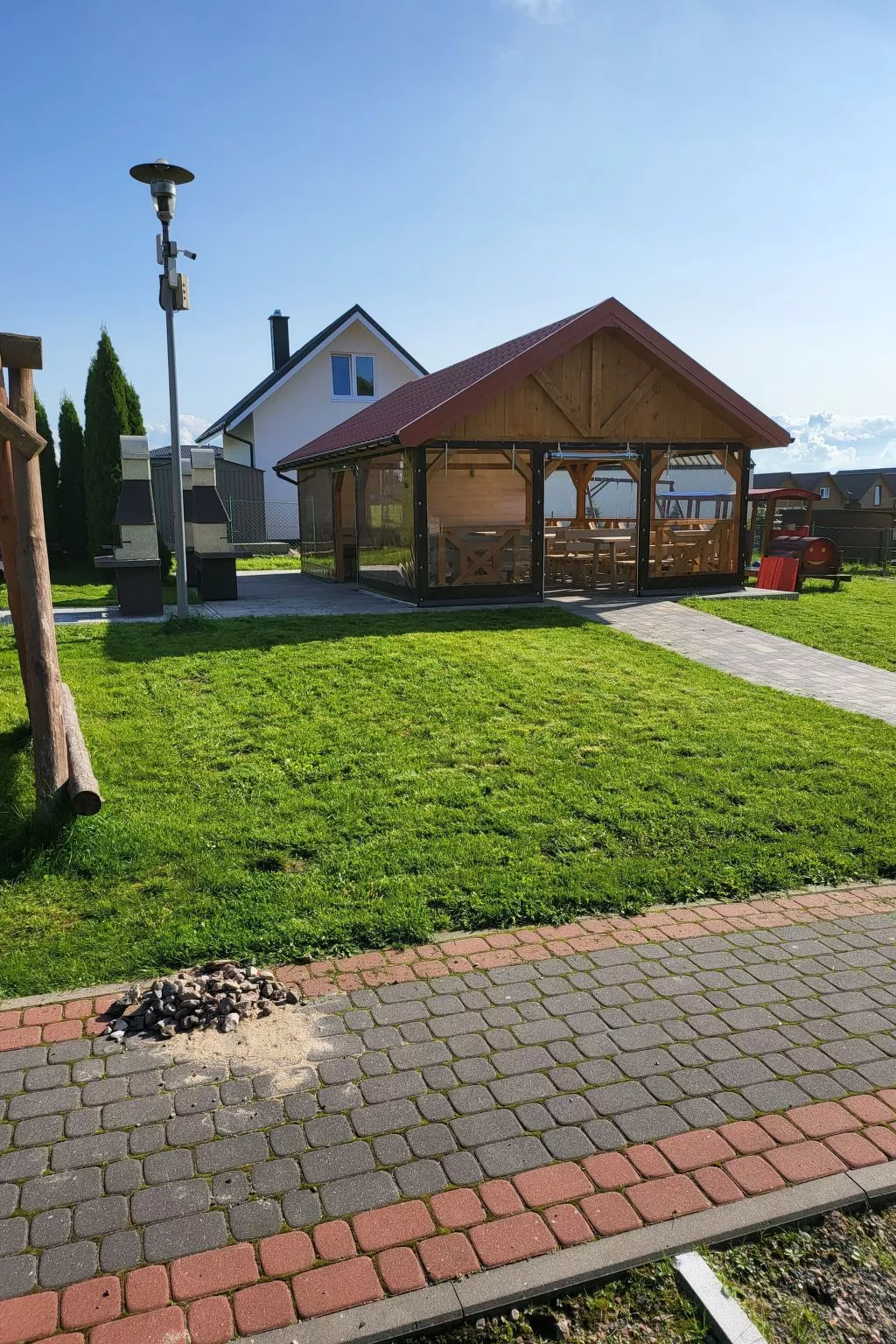 "Cottage5" in einem eingezäunten Gebiet-Outside