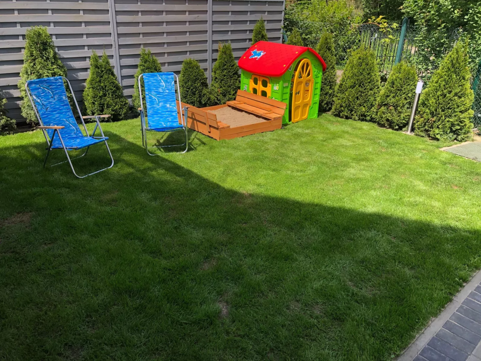 Villa Kacper mit privatem Garten, Terrasse und Grill-Dehors