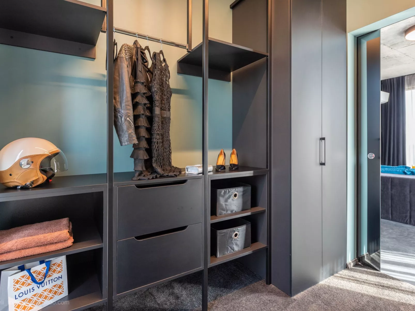 Exklusive Villa mit Swimmingpool und Whirlpool-Drinnen