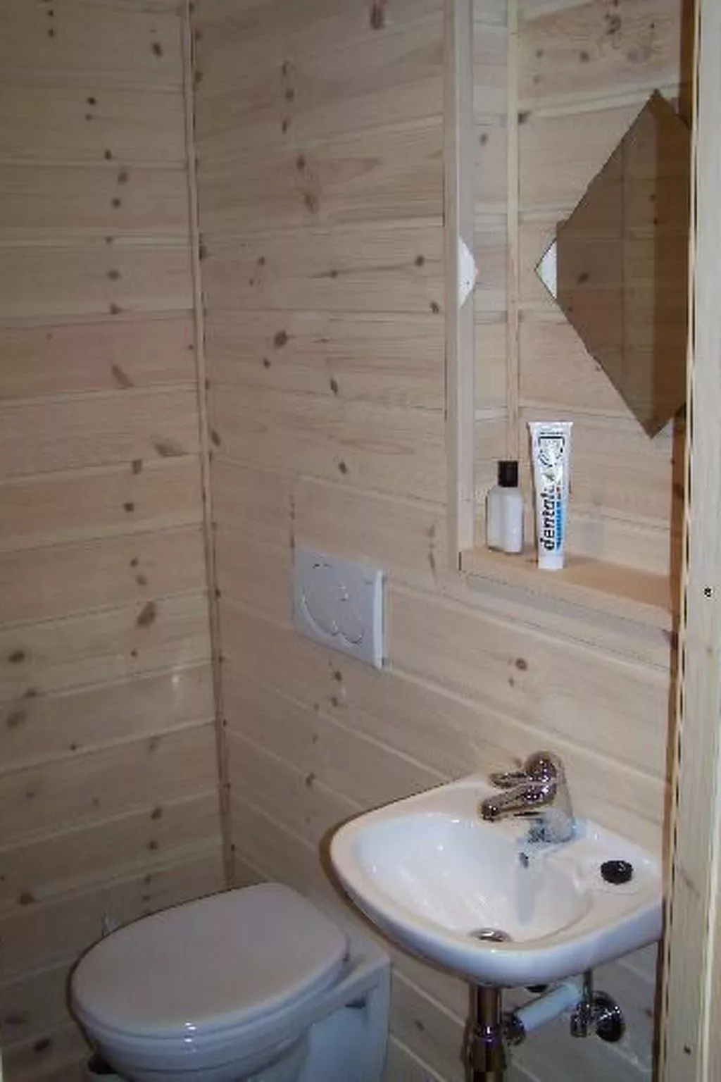 SLAPPE-AV-Image-tags.info