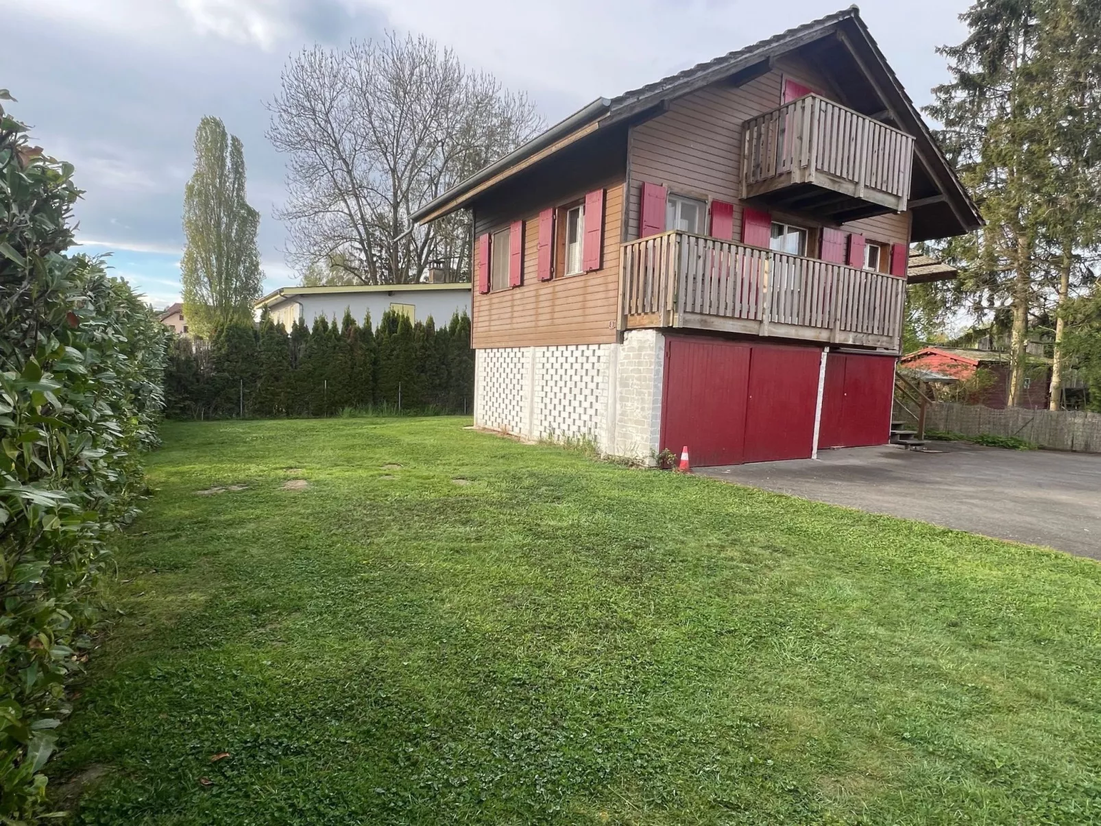 Chalet in der Nähe des Sees 3 Minuten zu Fuß entfernt-Dehors