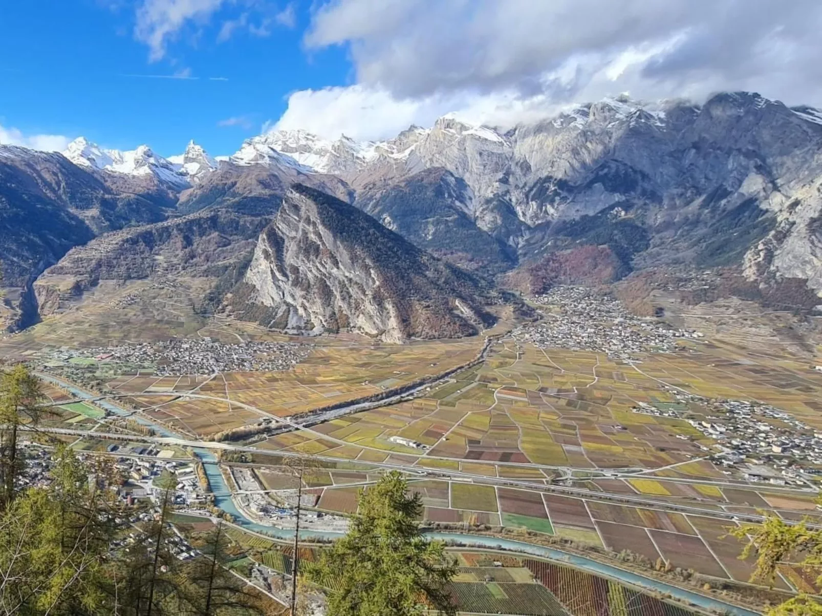 Charming Chalet Doux Douze-Image-tags.info