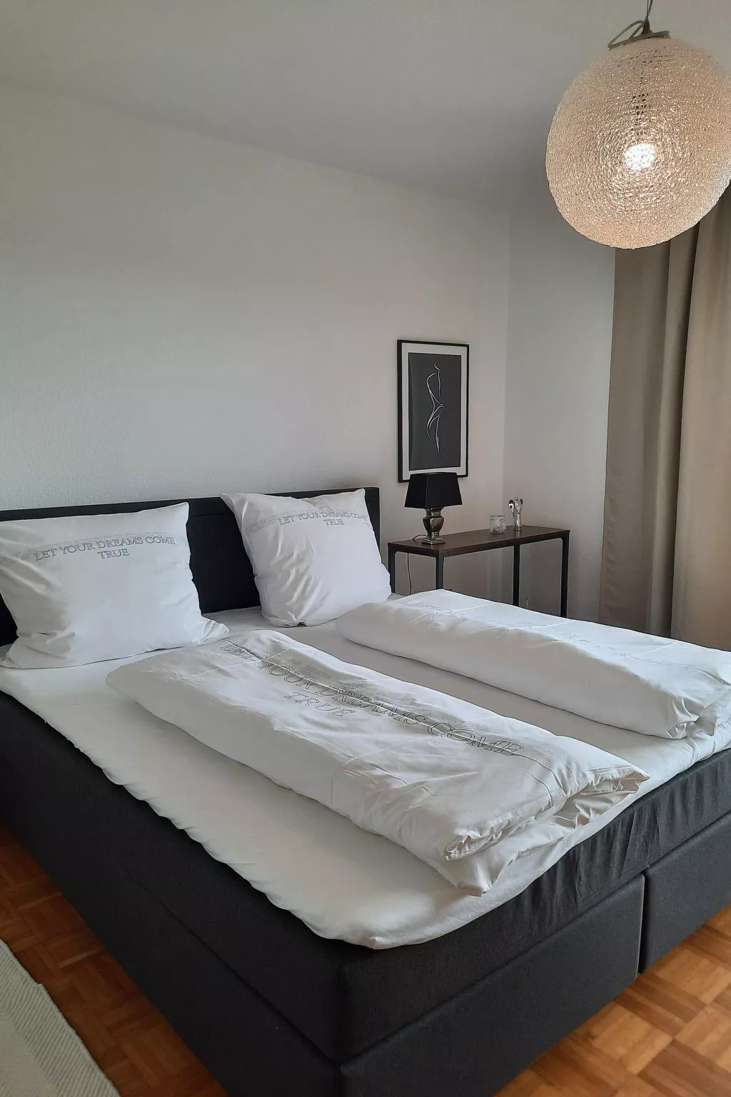 Idyll mit Loggia und Garten-Image-tags.info