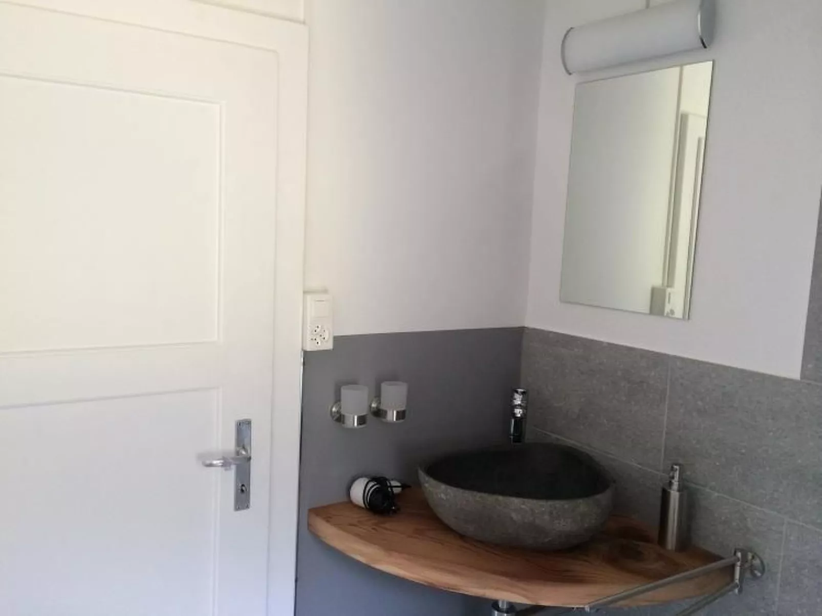 Maiensäss 5.5 Zi sonnig und rustikal-Drinnen