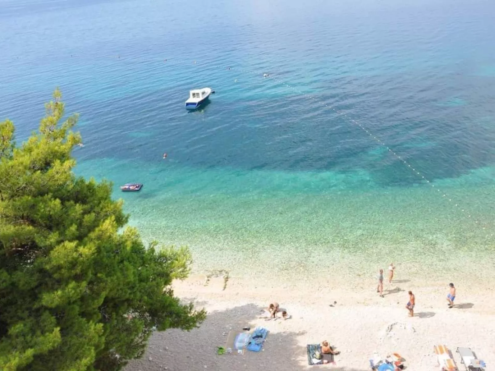 Apartment mit Terrasse-Outside