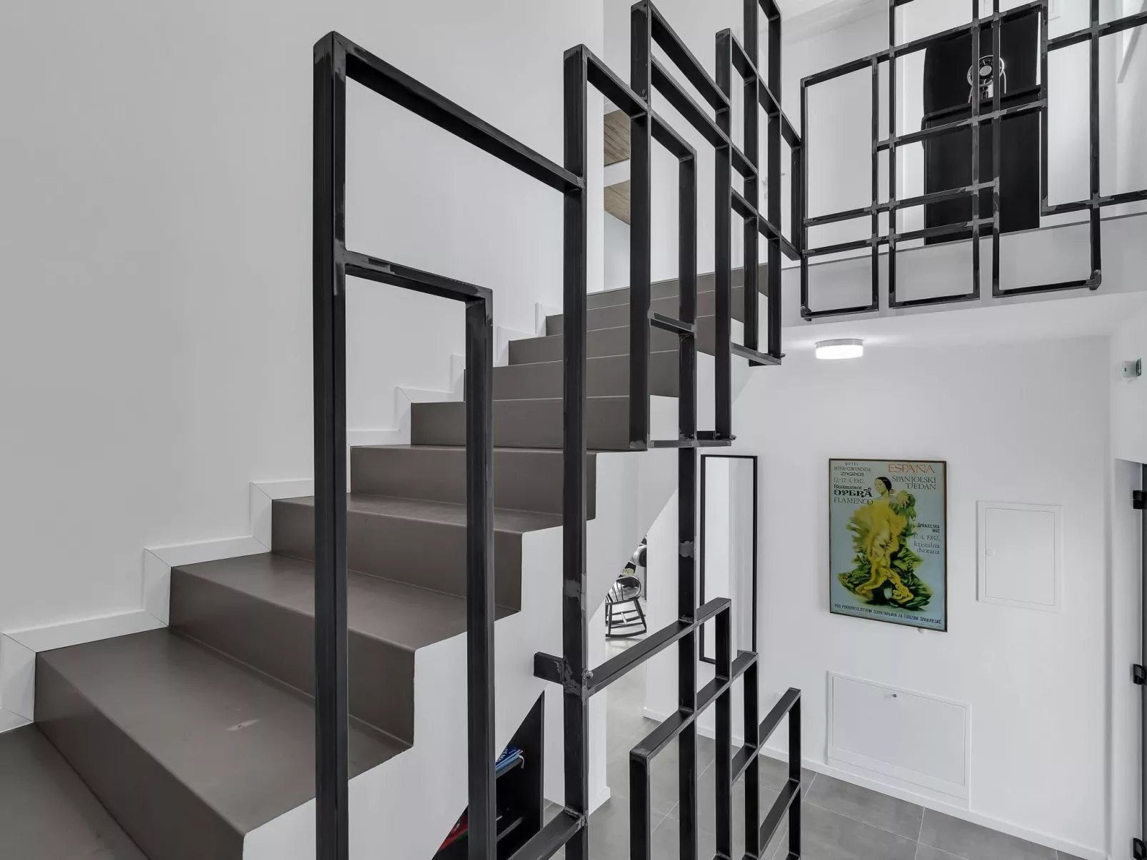 Modernes Ferienhaus in Zaostrog mit Beheiztem Pool-Outside