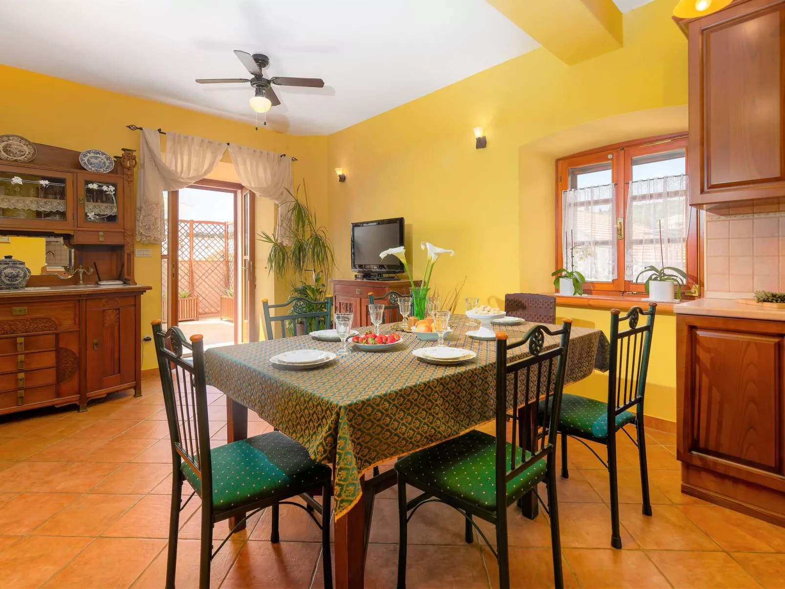 Ferienvilla "Laurus" mit Blick auf das Wasser-Inside