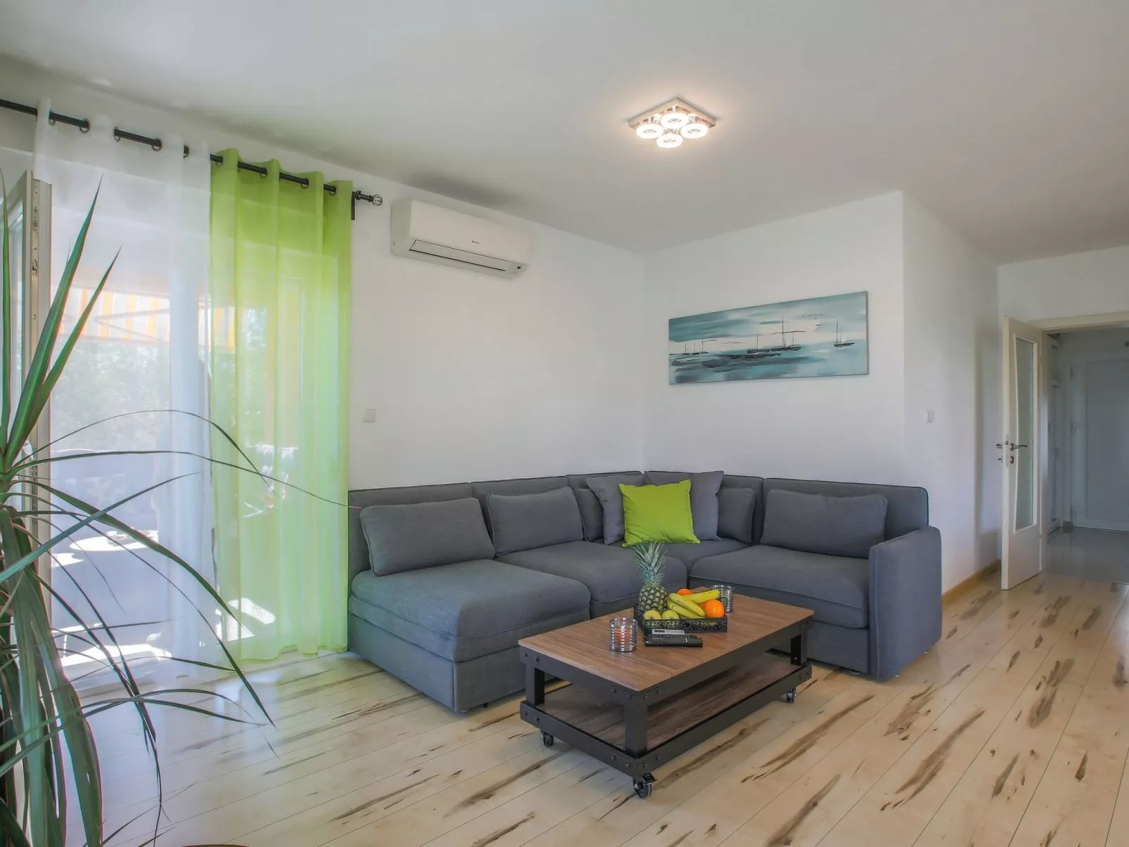 Villa Olea- Pool, Grill, Nähe Flughafen Split-Inside