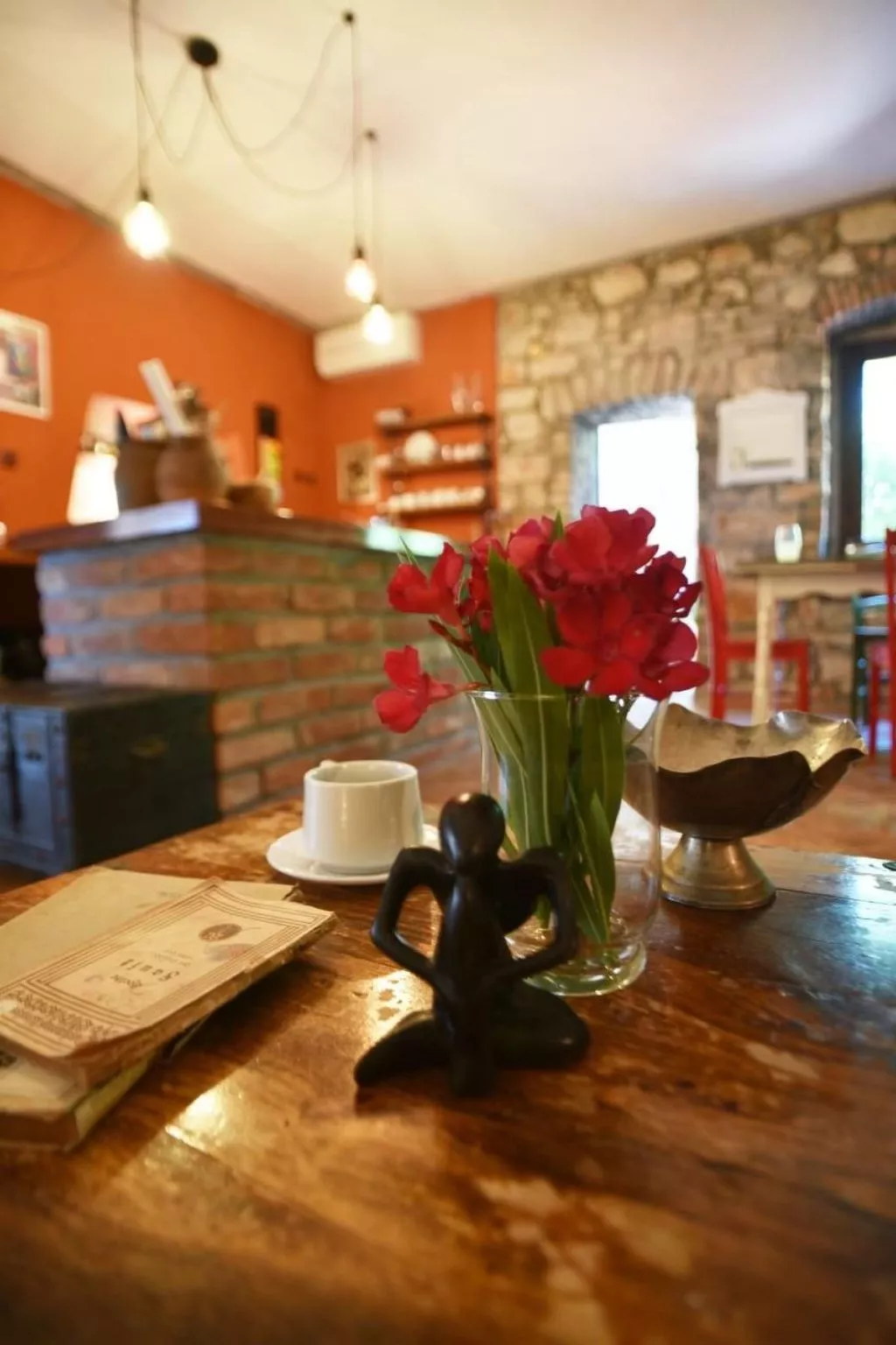 Steinhaus in Strandnähe mit Whirlpool-Dedans