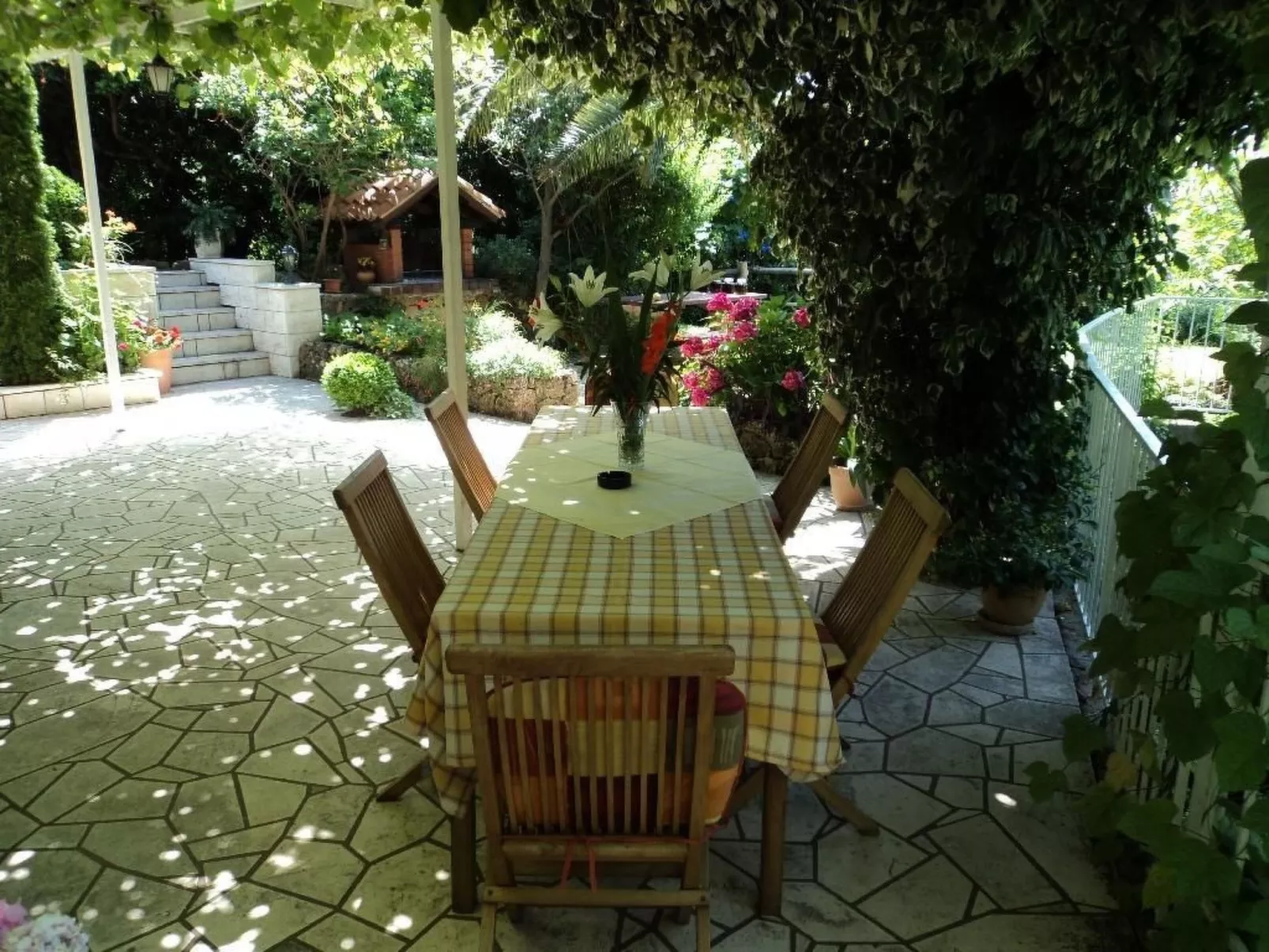 Appartement "Helena" mit Entspannung im Whirlpool-Dehors