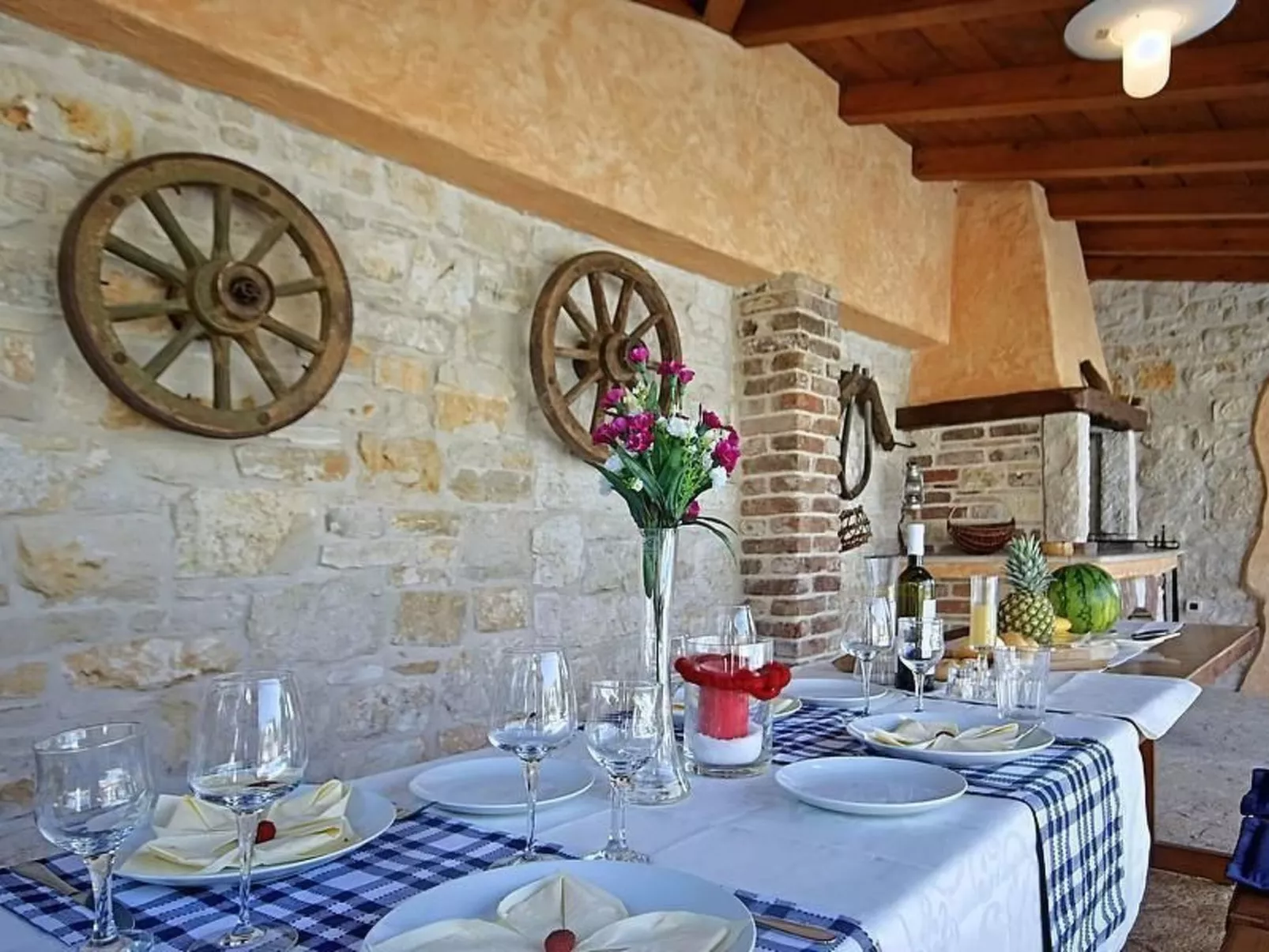 Simone-Image-tags.info