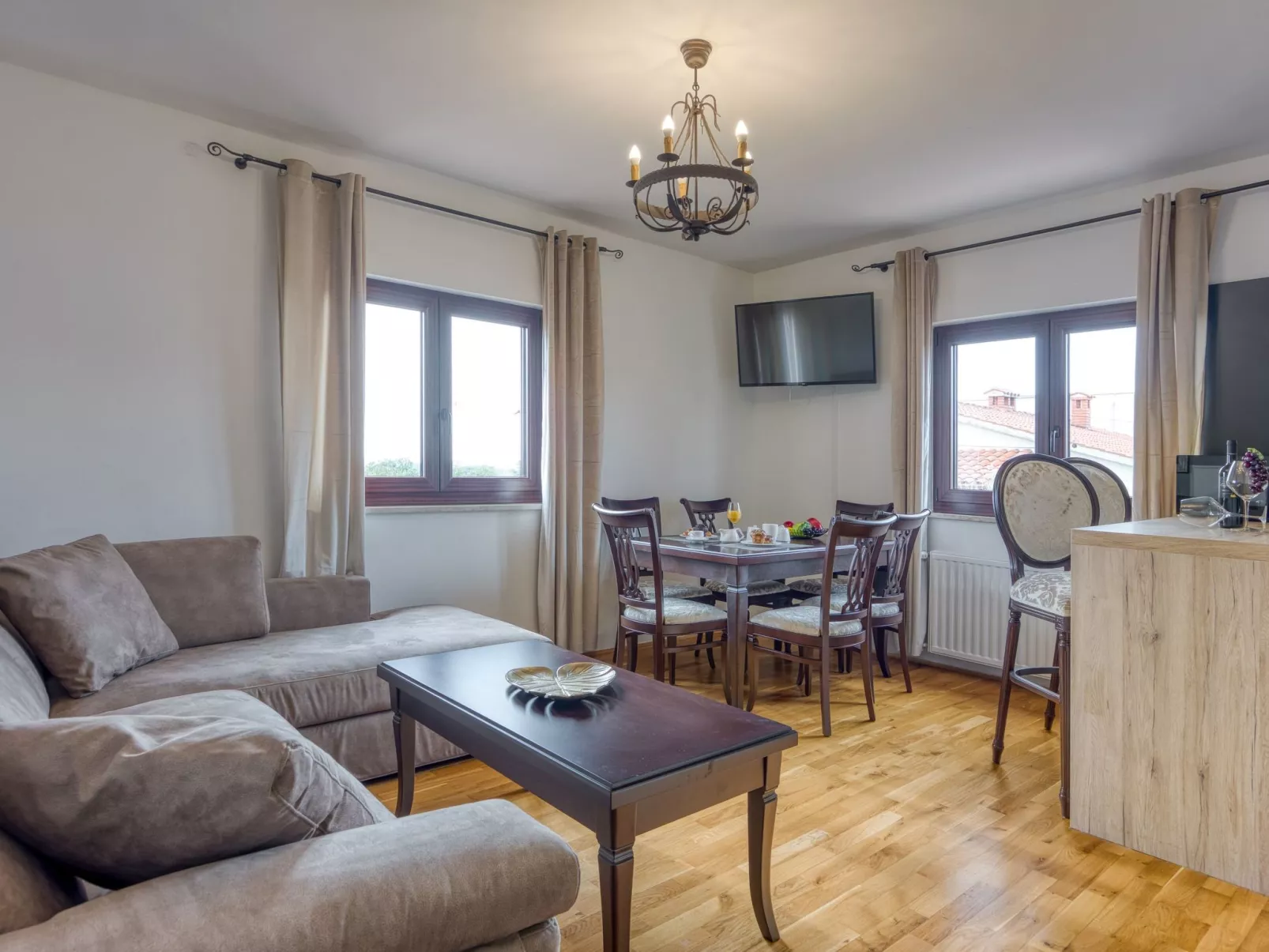 Charmante Familienvilla für 14 Personen in der Nähe von Porec-Inside