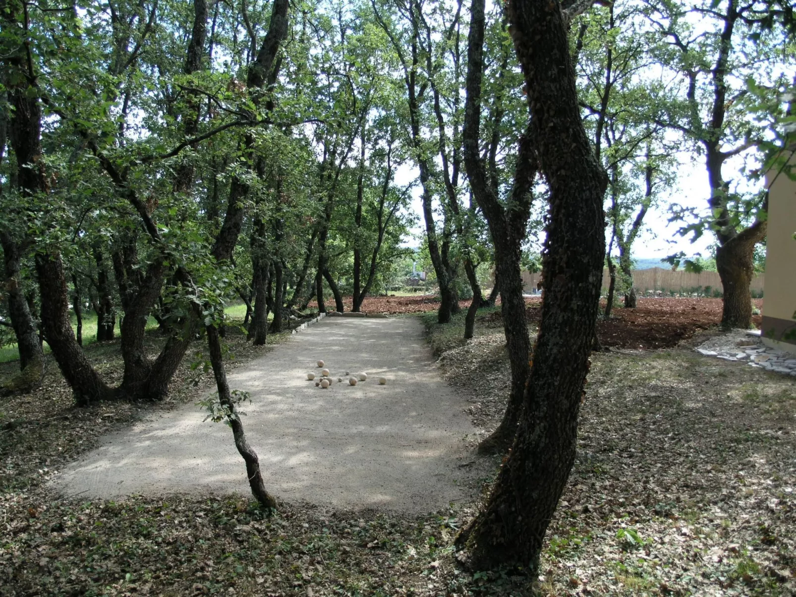 Landgut "Fragola" mit Blick auf die Berge-Draußen