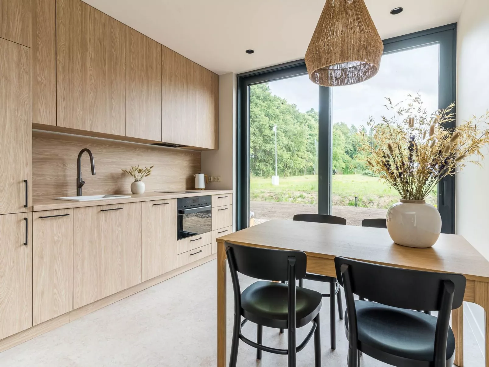 Sasino Park 22-Drinnen