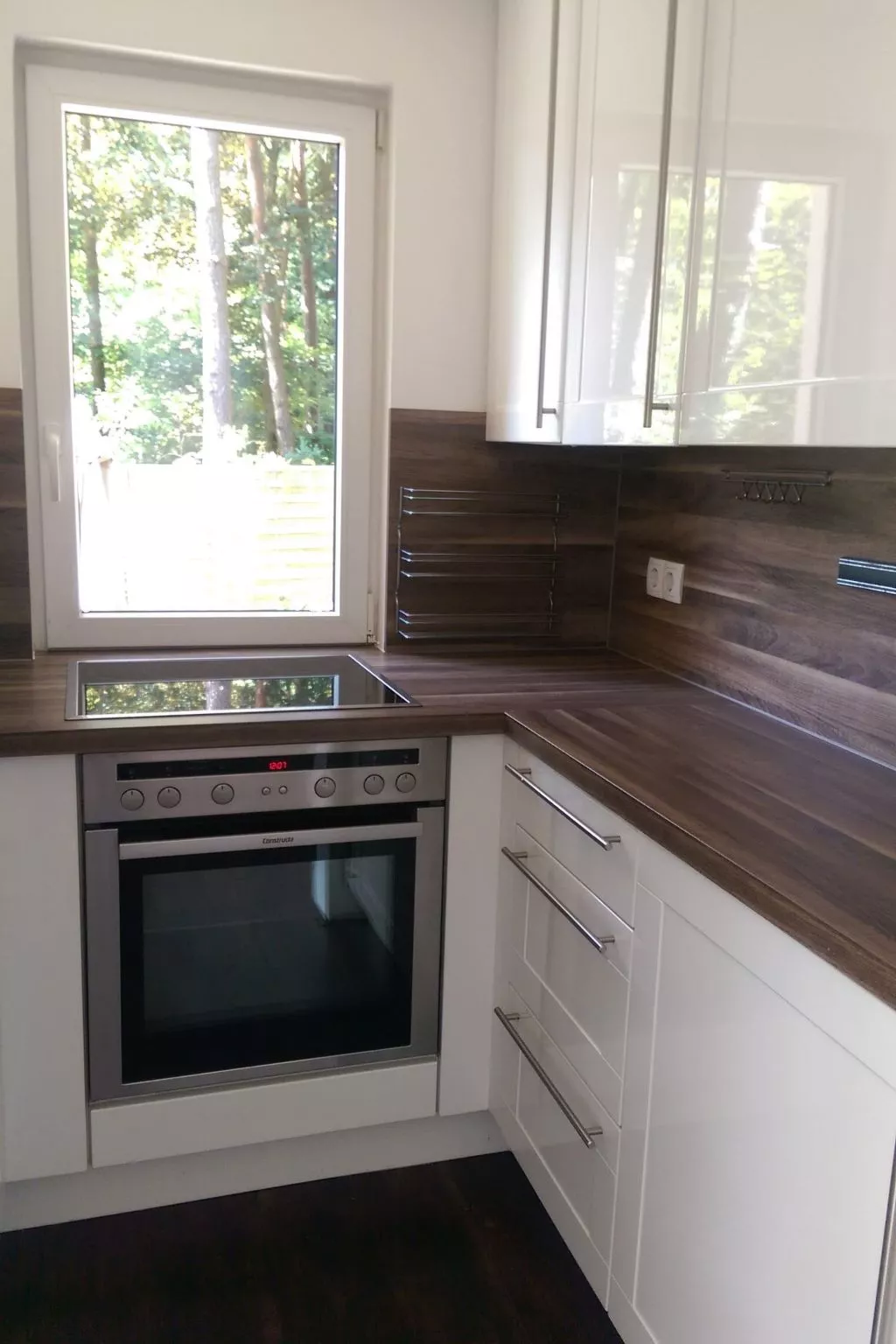 In Süd-Waldhanglage mit Seeblick-Dedans