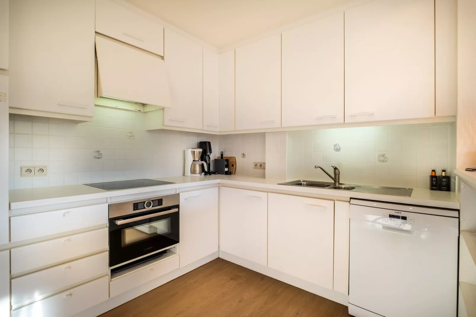 Abbeye 201-Kitchen