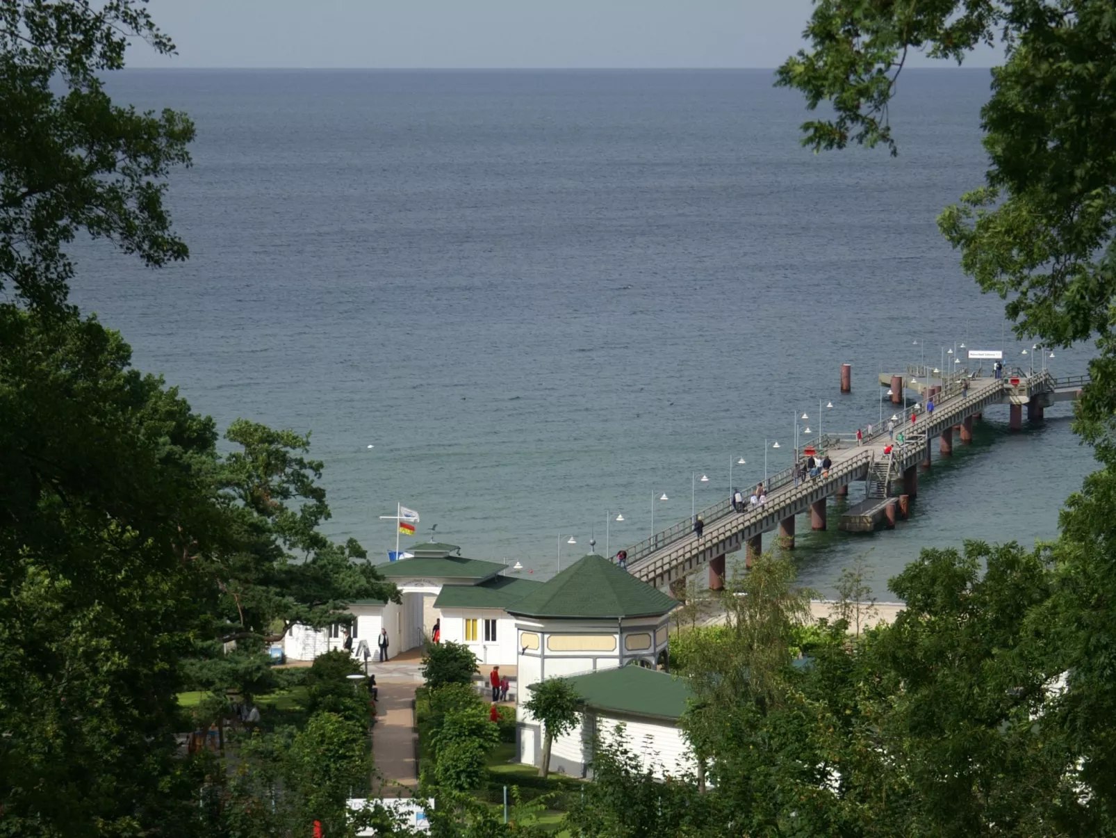 Insel der Freude-Draußen