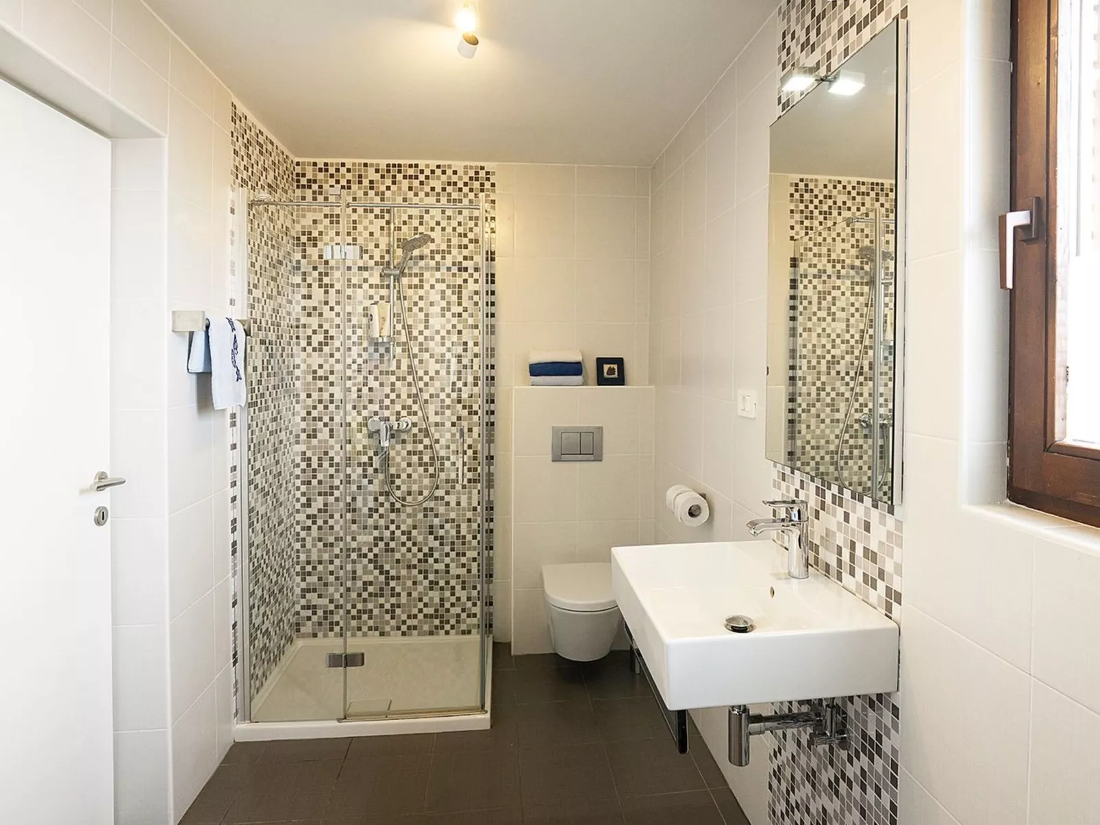 Mit Whirlpool-Inside