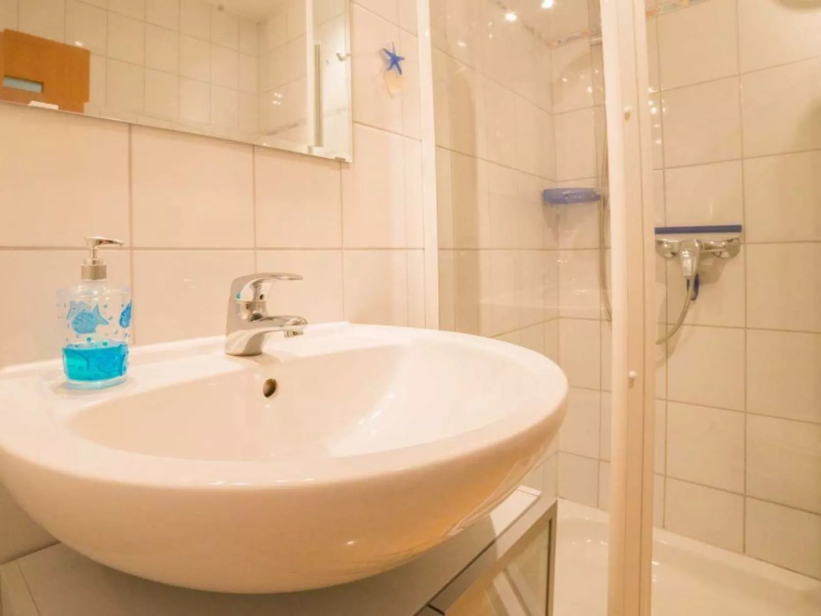 Mit Garten in ruhiger Lage-Image-tags.info