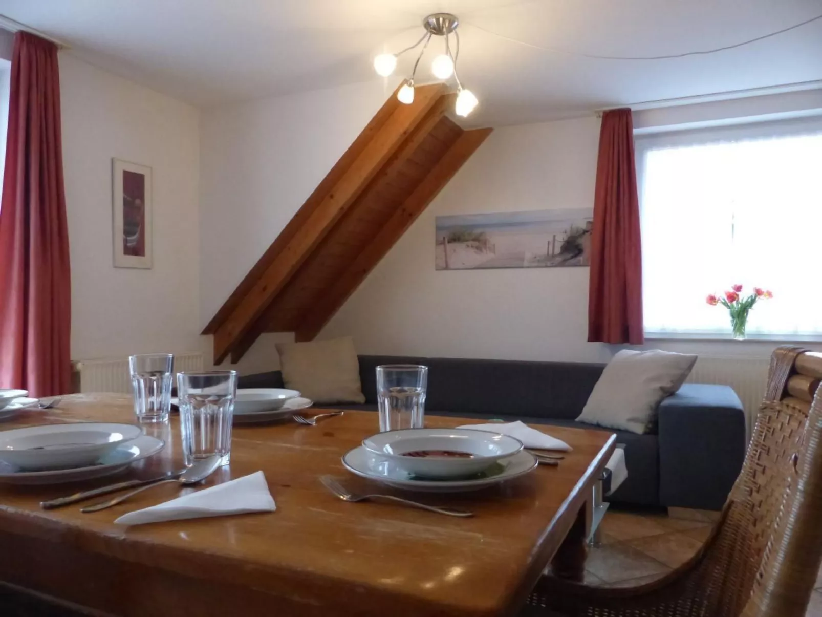 Einladende Obergschosswohnung mit sonnigem Balkon-Inside