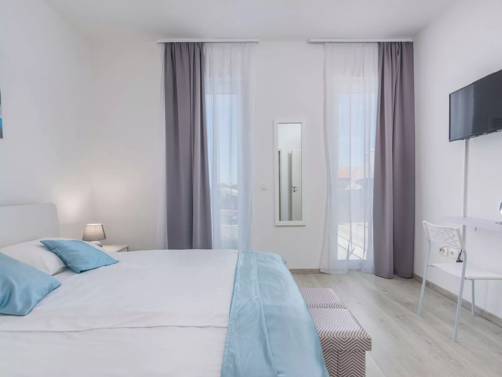 'Villa Selest' mit Wasserblick-Dedans