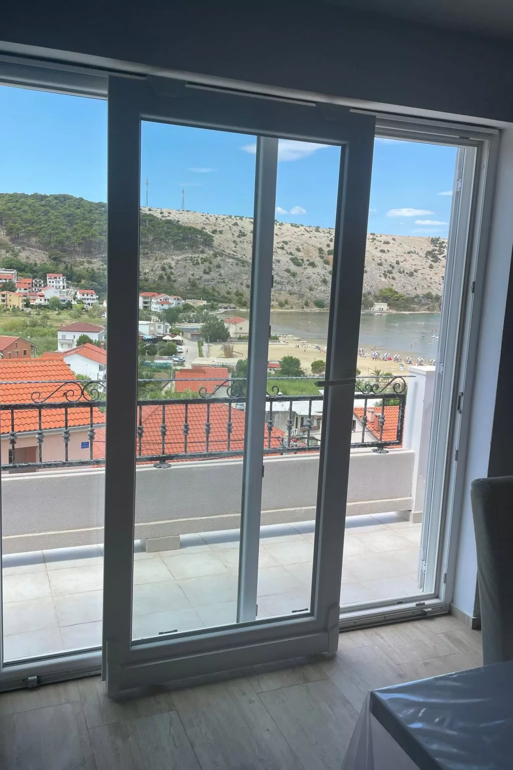 "Sanset" mit Blick auf das Wasser-Draußen