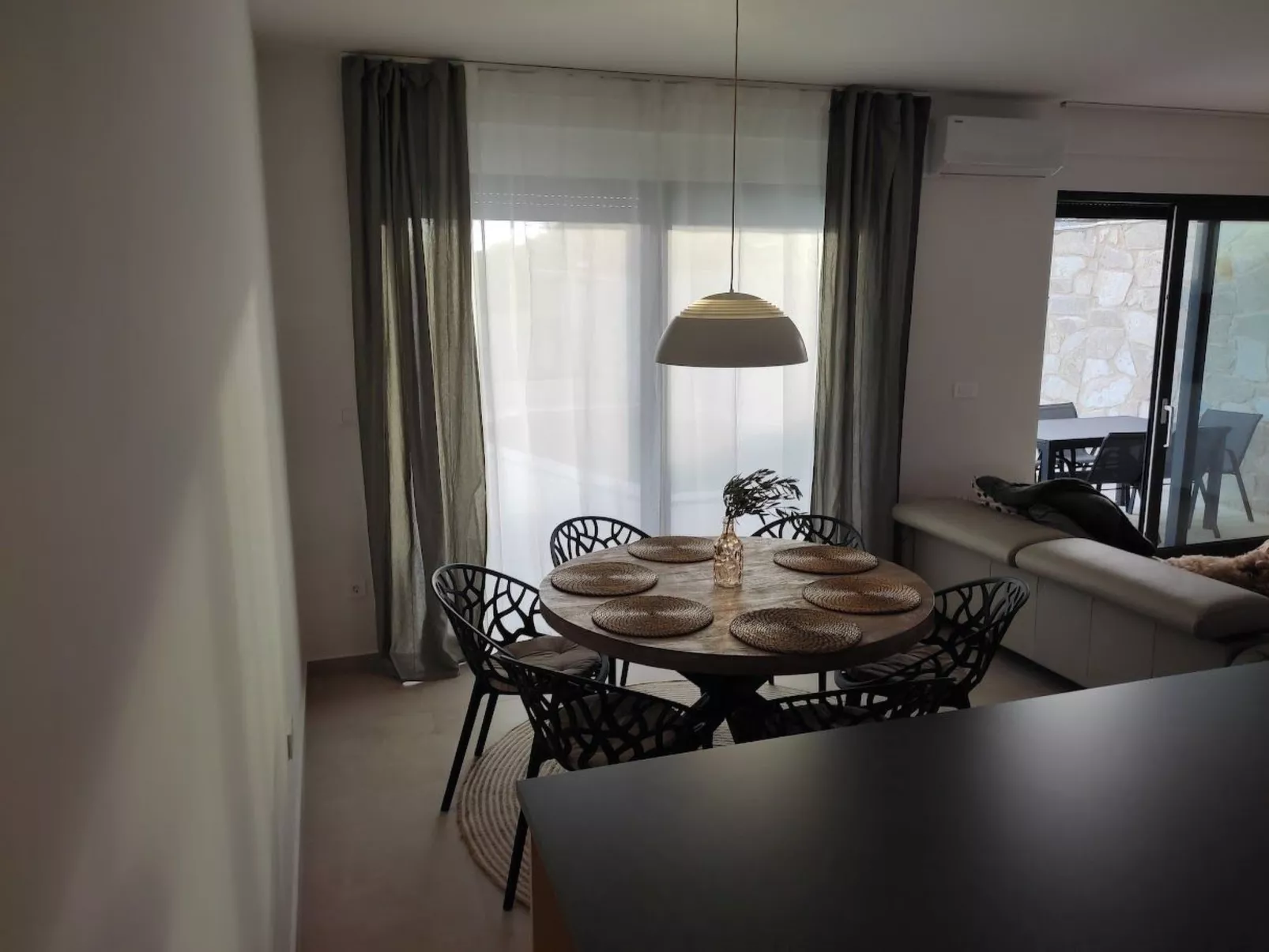 Villa Montini mit Pool und Meerblick-Inside