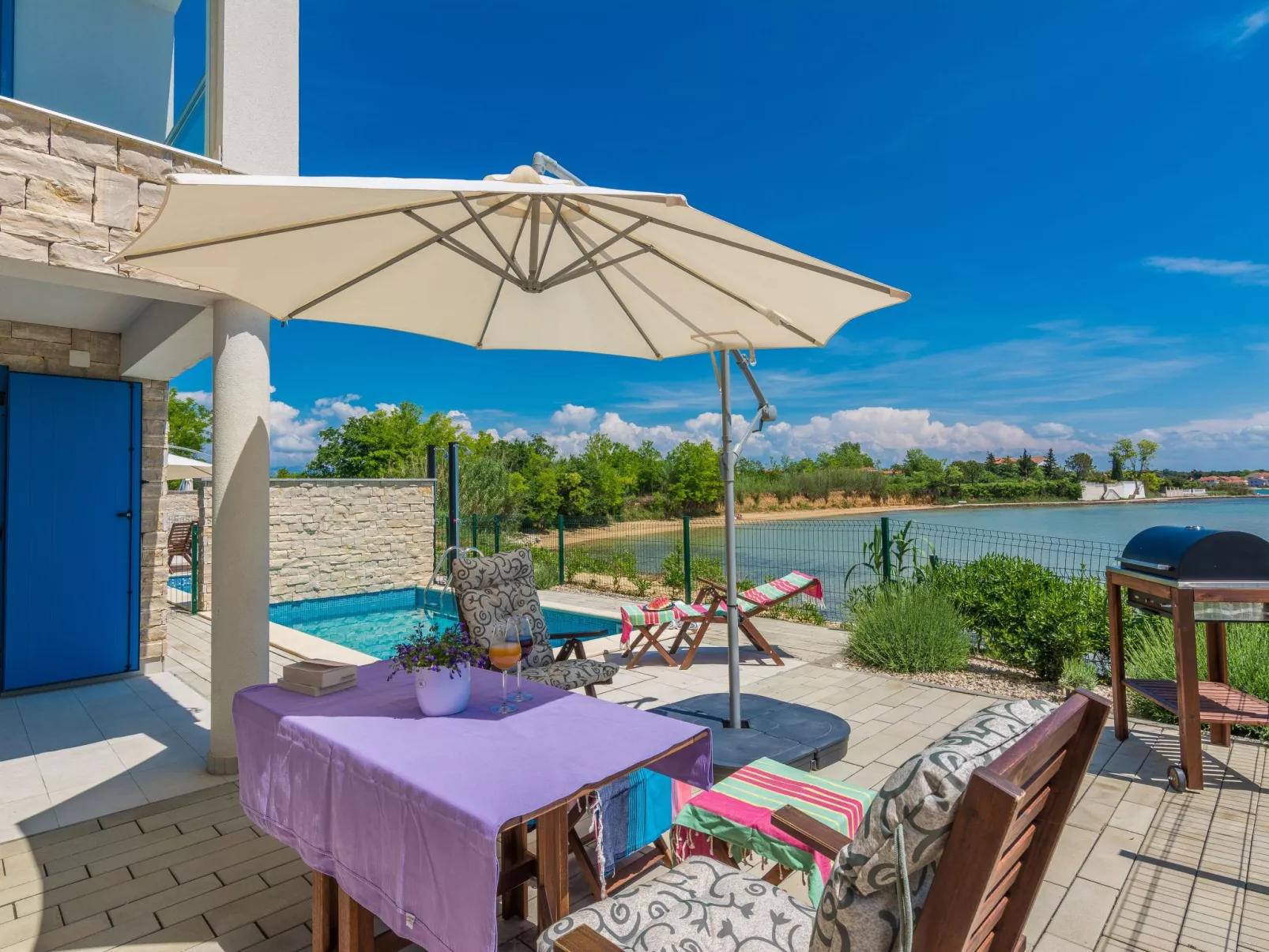 Villa Miri Jasmine - Draußen