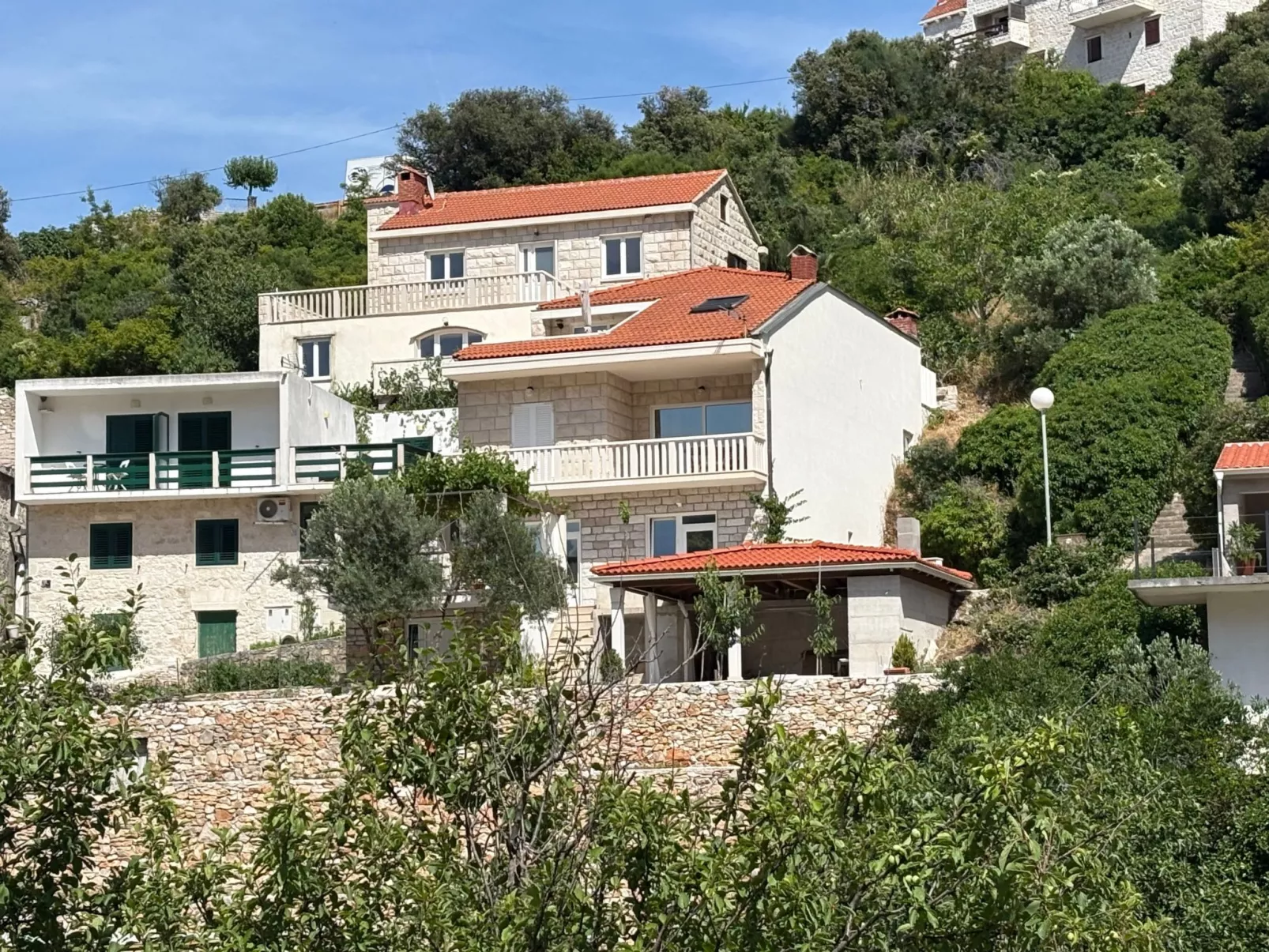 Wohnung in Povlja mit privatem Parkplatz-Dehors