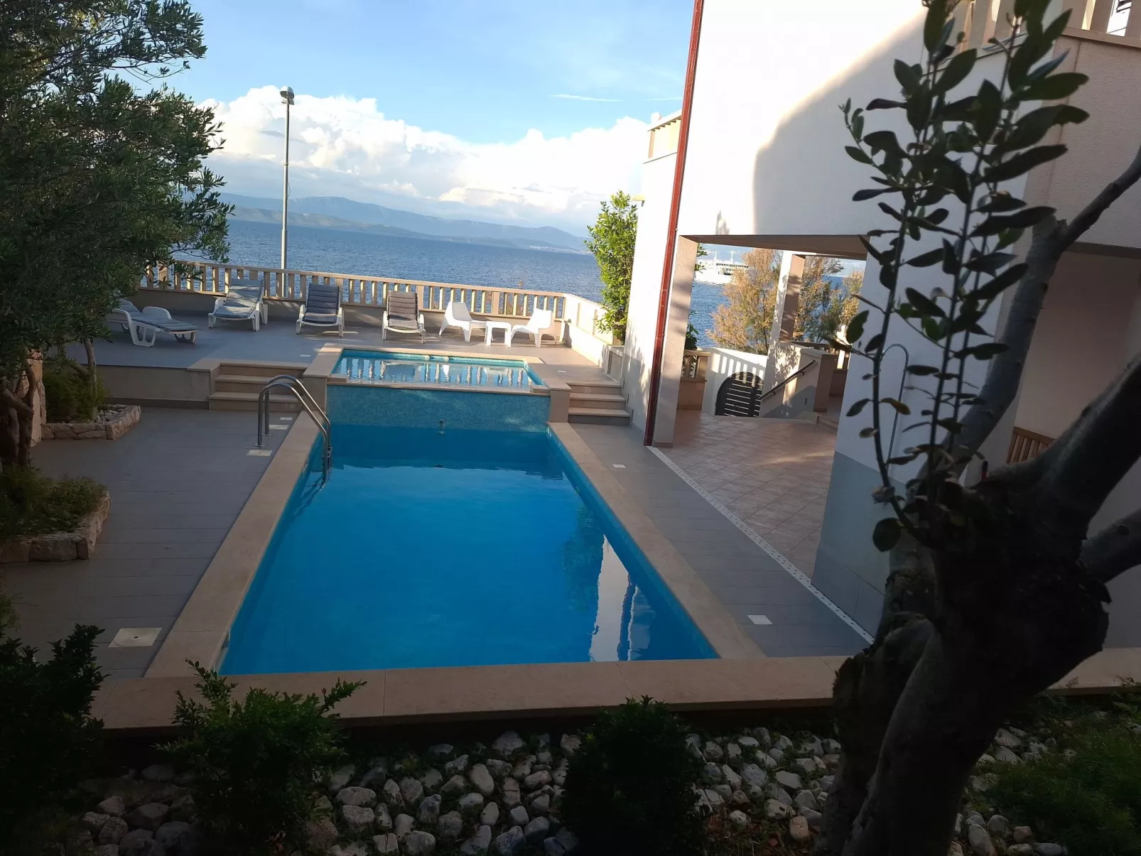 Mit beheiztem Außenpool-Outside