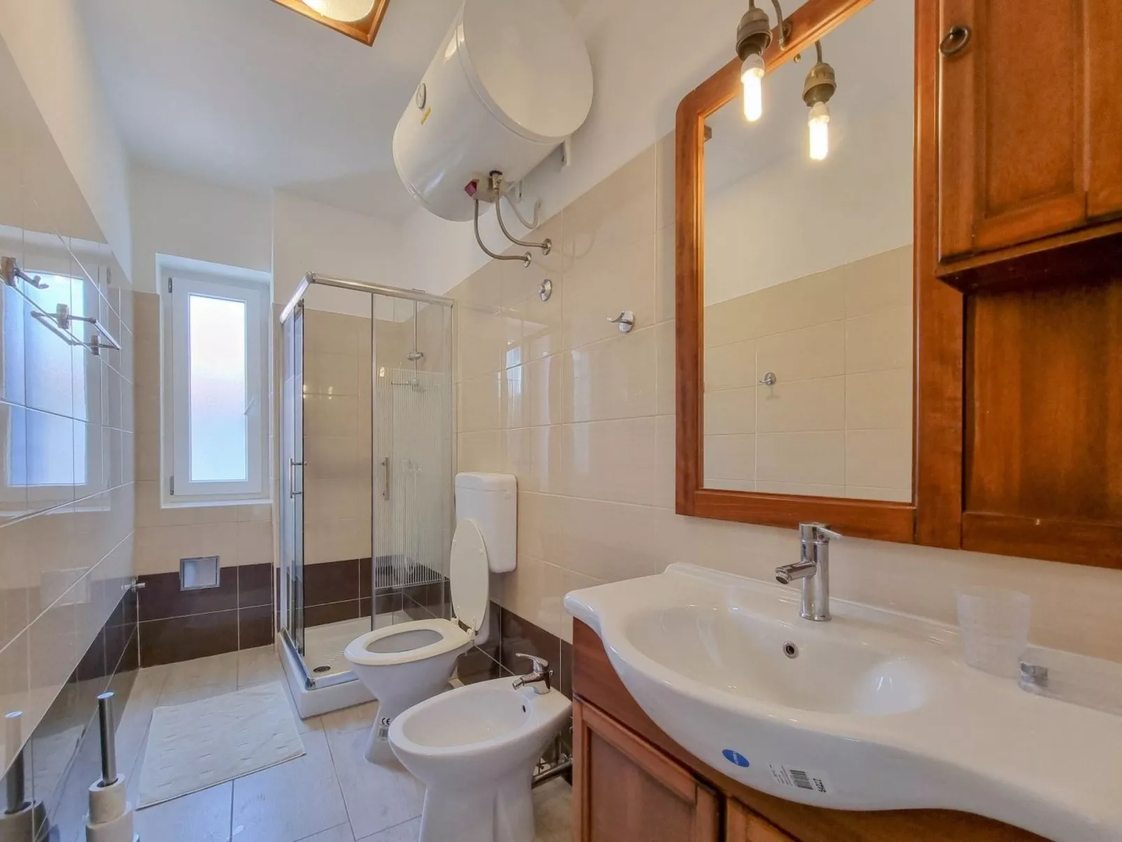 Wohnung "Belvedere dole" mit Blick auf das Wasser-Image-tags.info