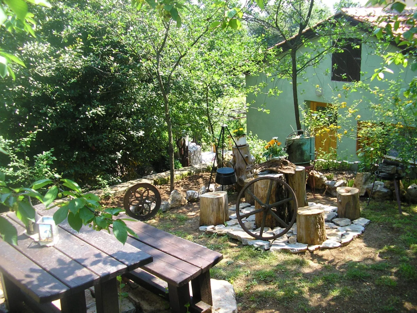 Mit Terrasse-Draußen