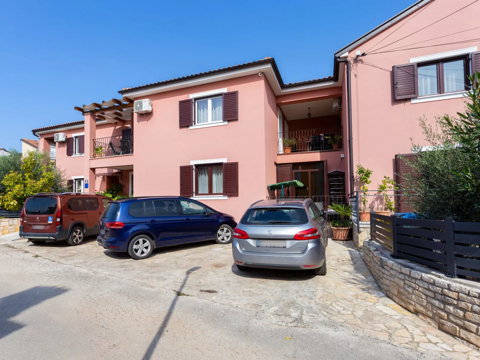 Schöne Wohnung Funtana Nr.2-Dehors