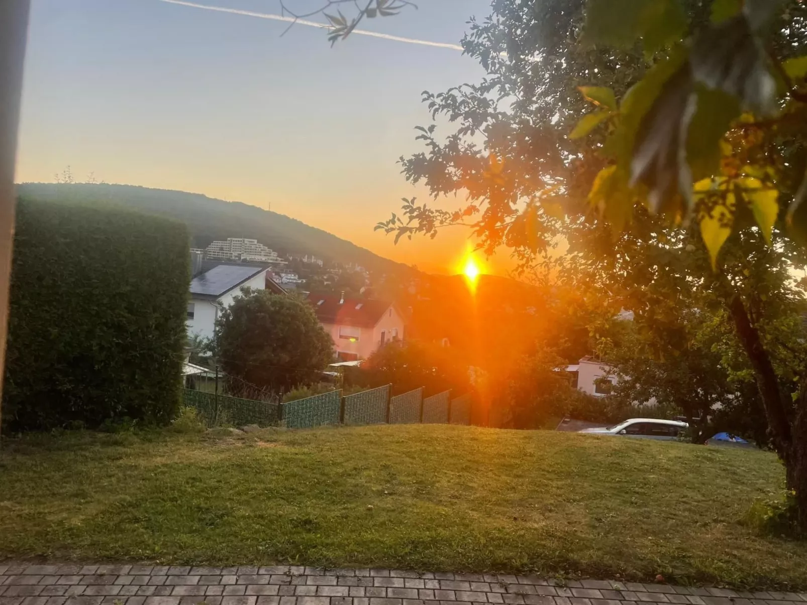 Kleines Ferienhaus mit Garten und Grill in Garitz-Image-tags.info