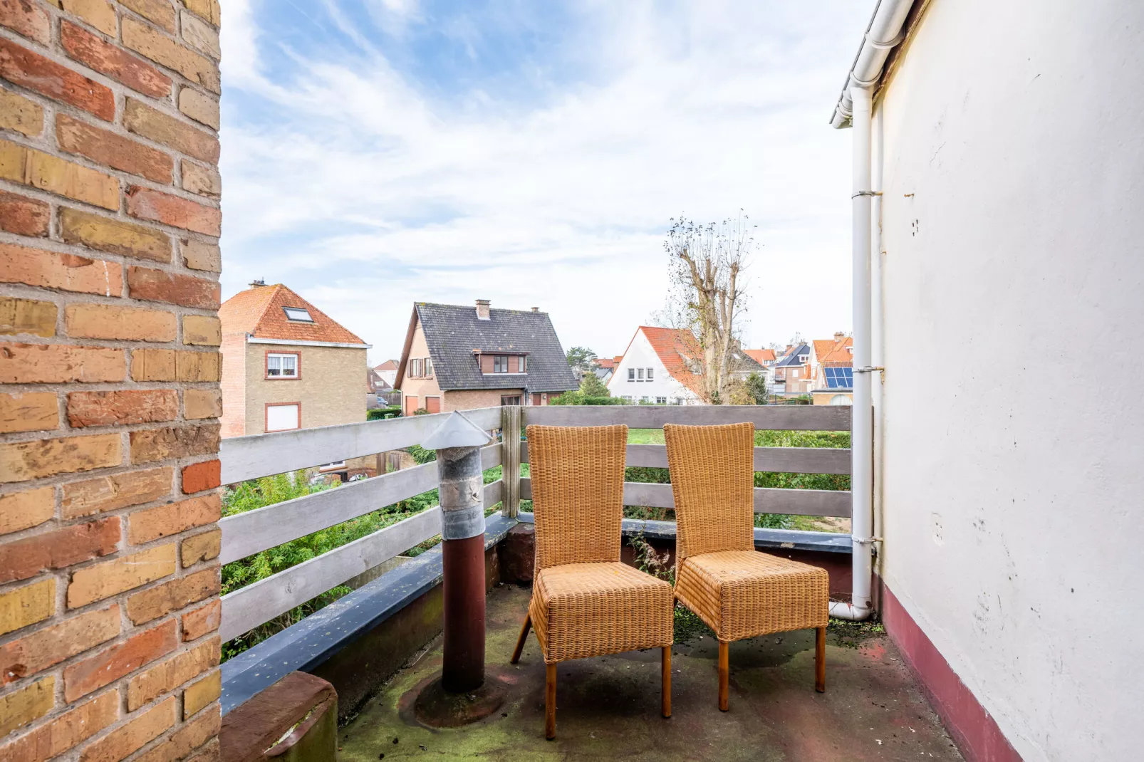 Montana-Terrace balcony