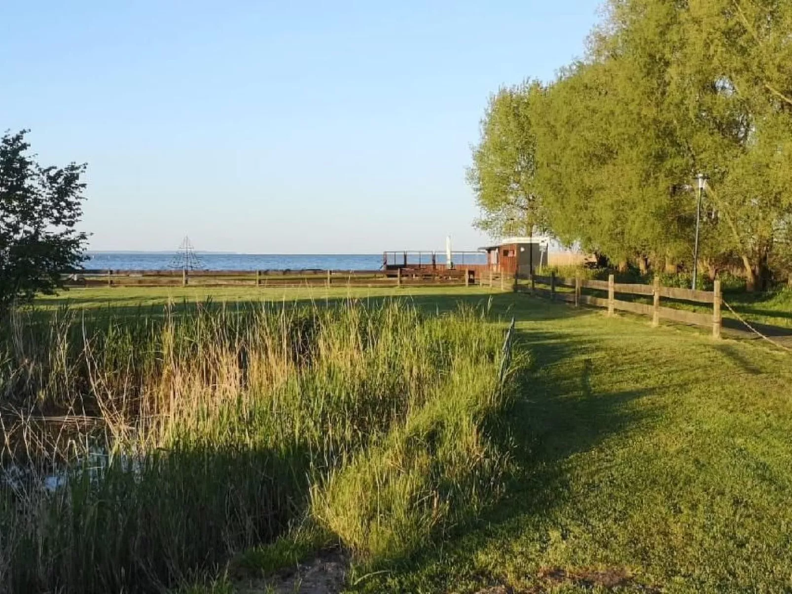 In Altwarp mit Botanischem Garten-Draußen