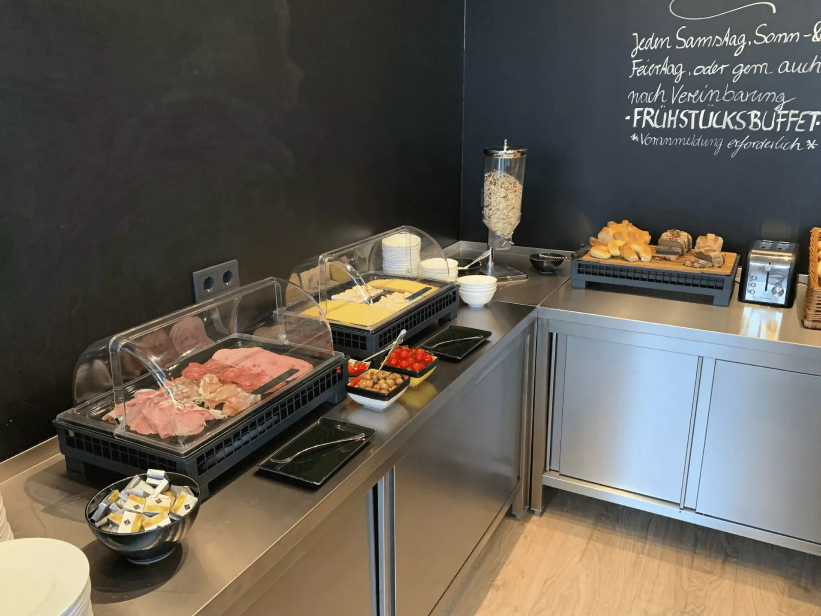 Wohnung in Brandenburg An Der Havel mit Garten, Terrasse und Grill-Inside