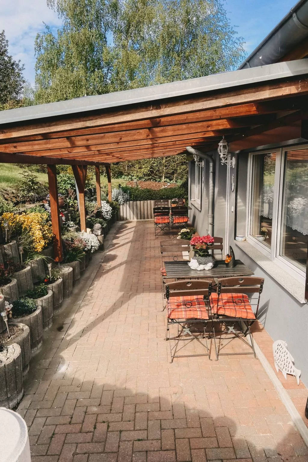 Überdachte Terrasse-Outside