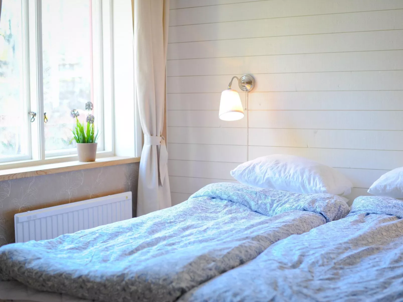 Direkt am See gelegen-Inside