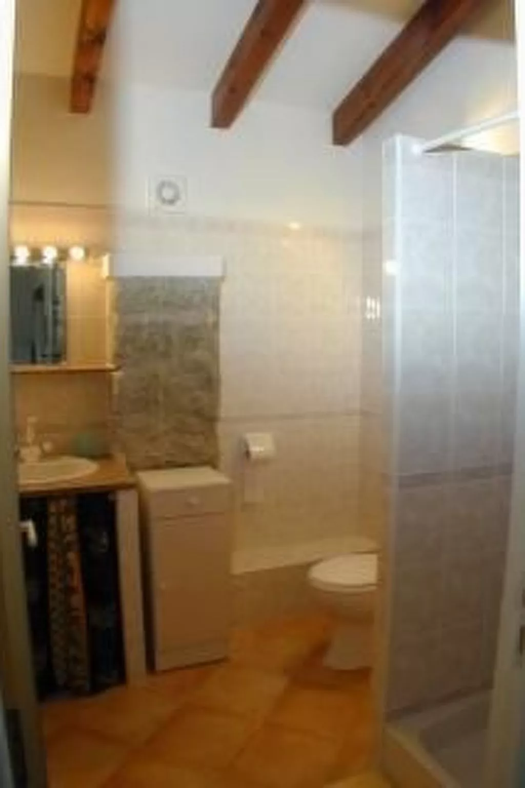 Wunderschönes Ferienhaus mit eigener Terrasse-Drinnen