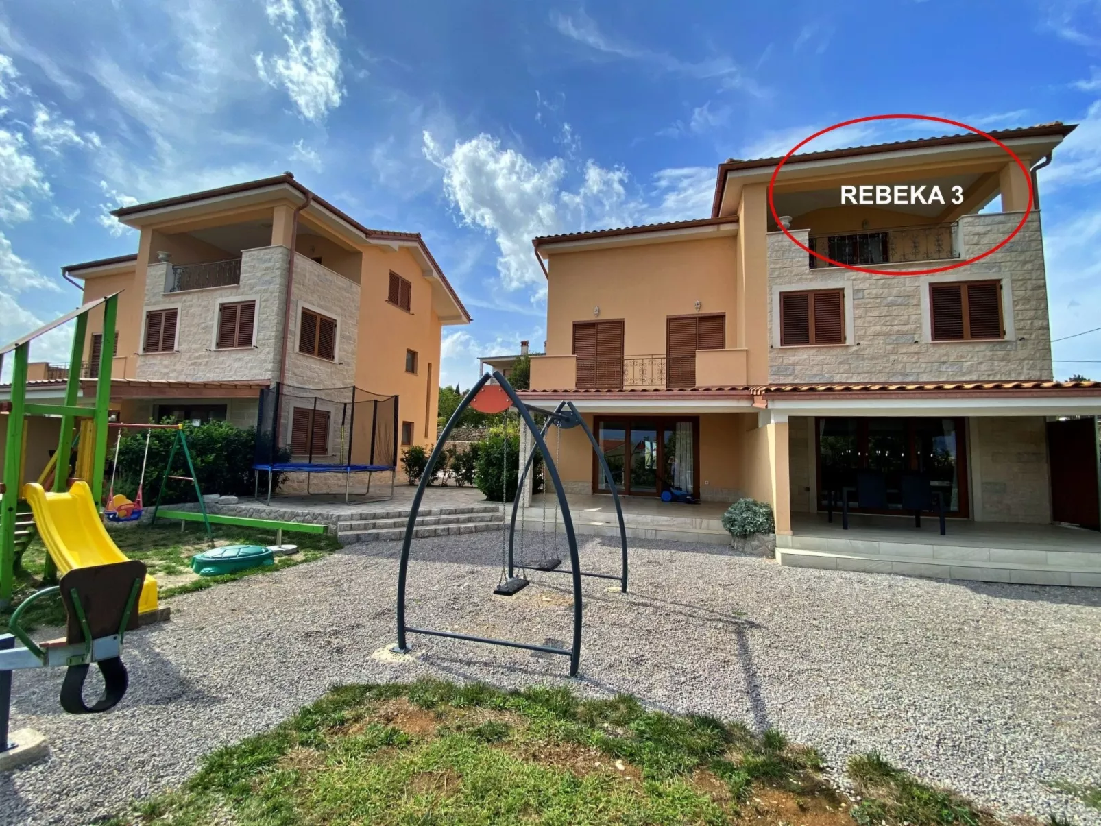 Apartment Rebeka-Dehors