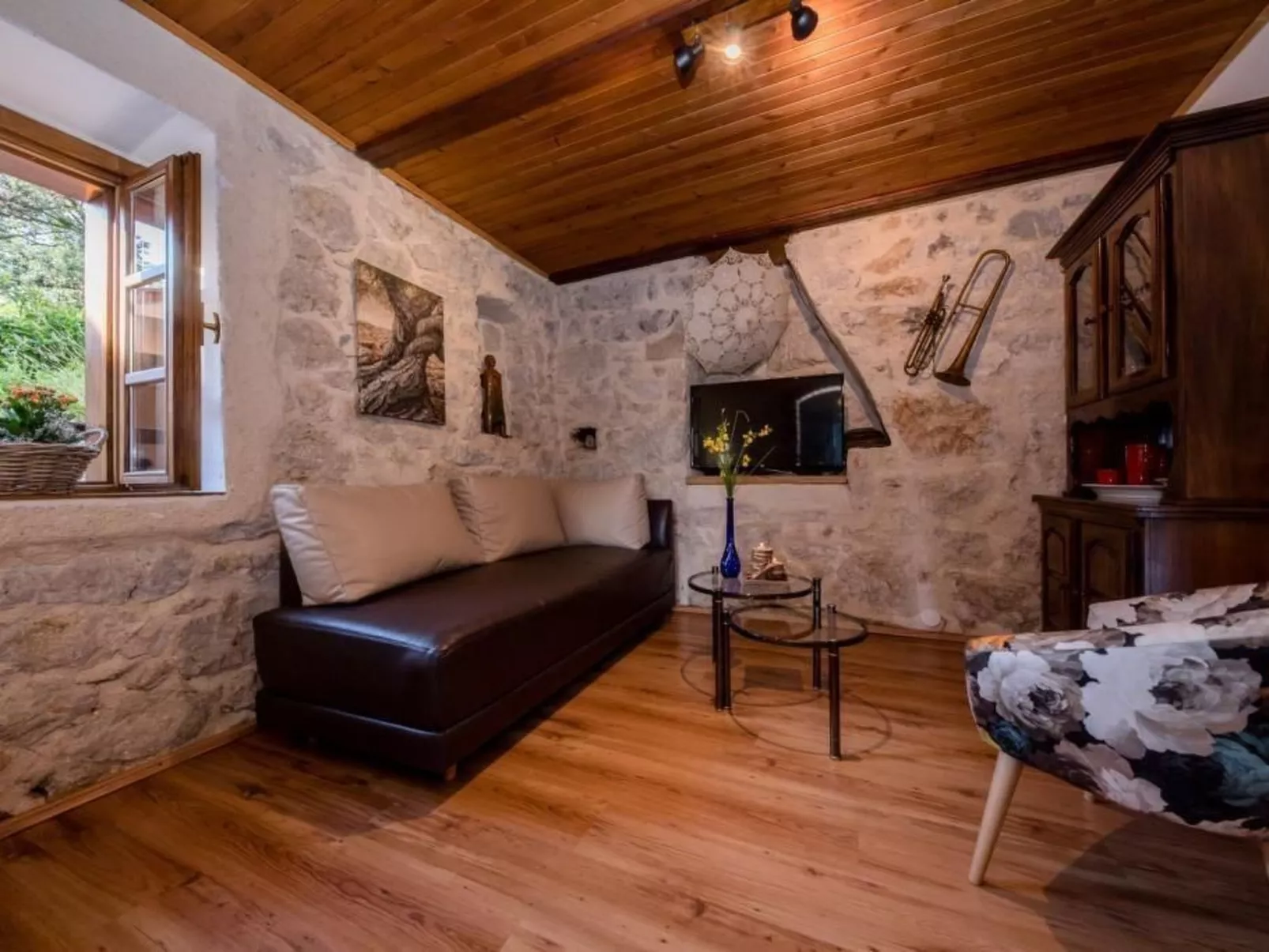 Tolles Ferienhaus in Supetarska Draga mit Garten-Inside