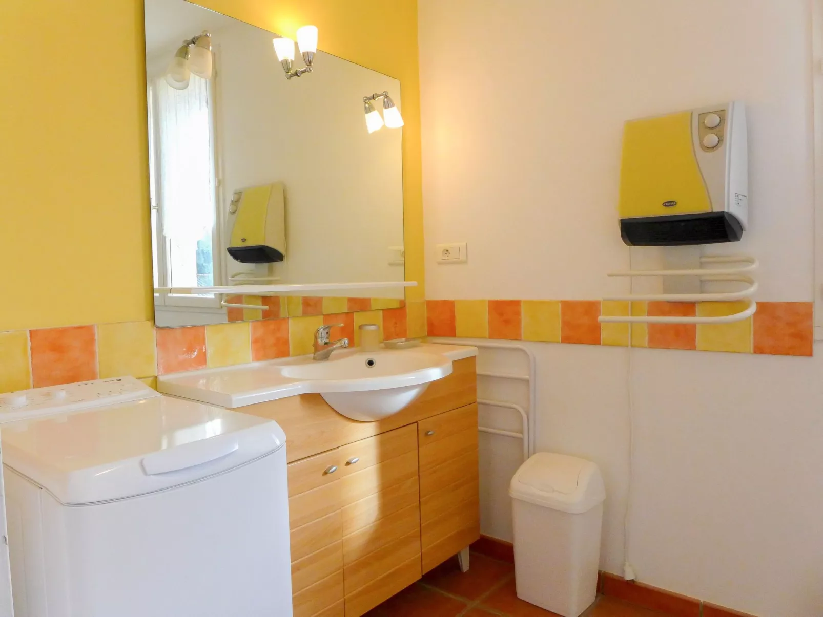 Für 2 Personen und 2 Kinder-Inside