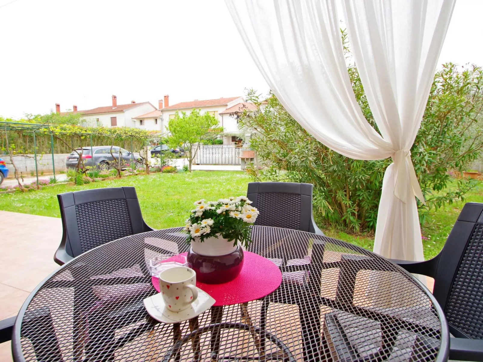 In Vorort von Pula, Valdebek-Outside