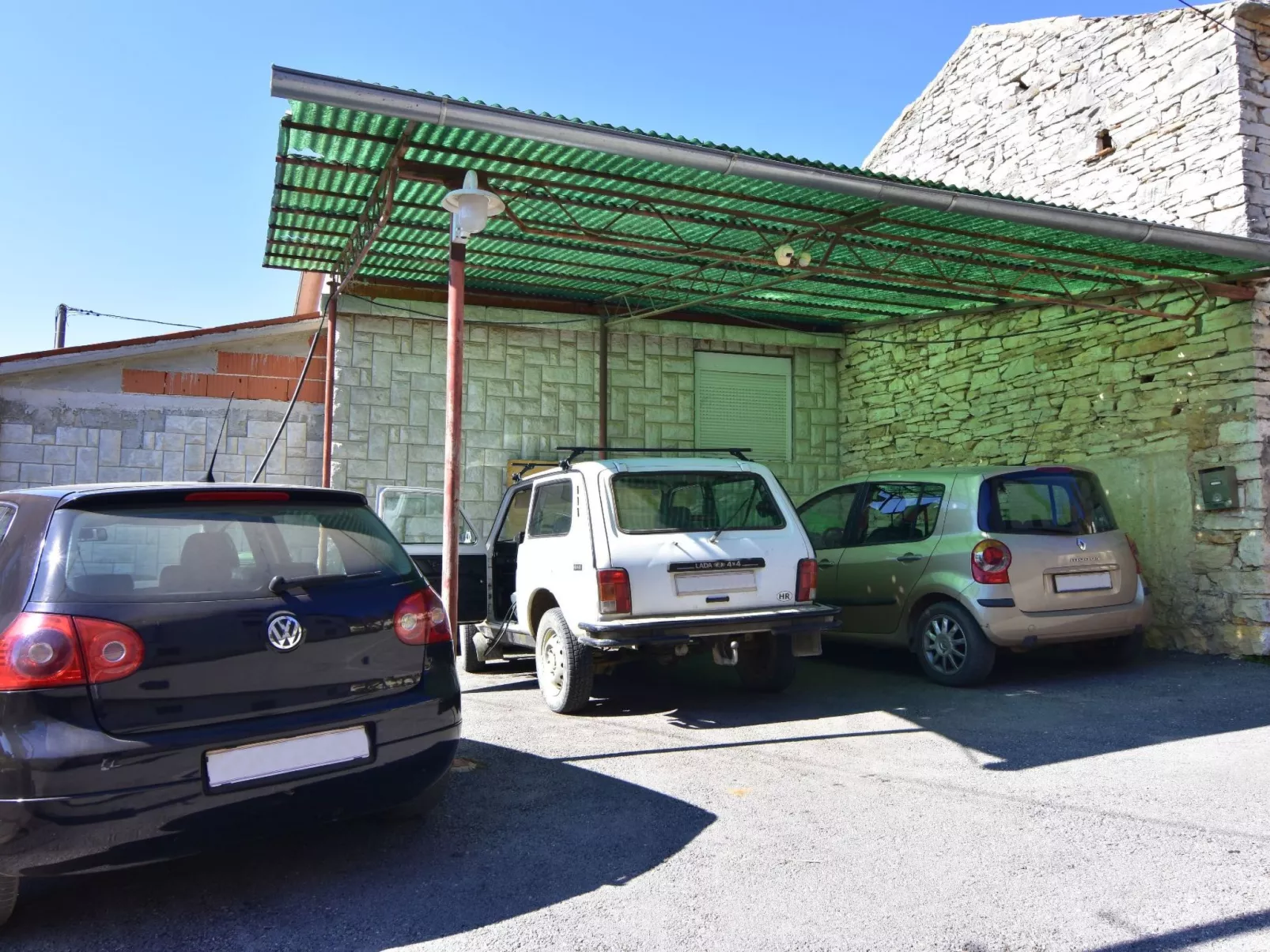 Wohnung in der Nähe des Strandes Basanija - Outside